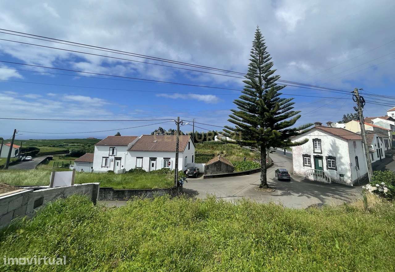 Terreno com viabilidade de construção– Algarvia, Nordeste (Açores) - Grande imagem: 4/13