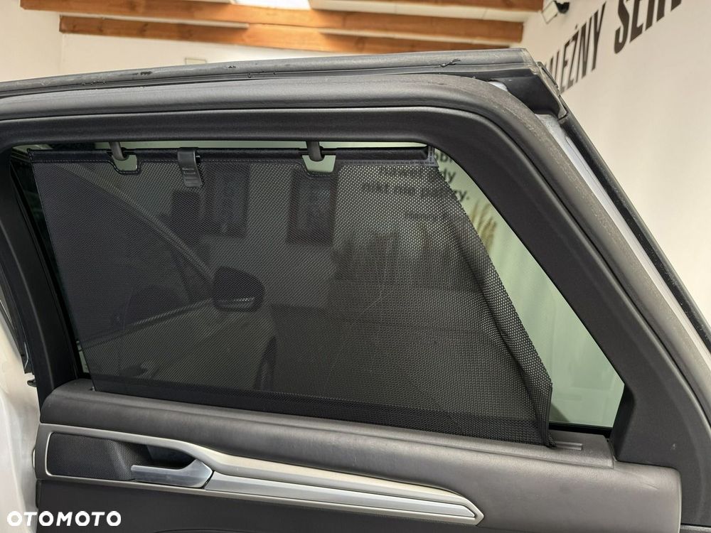 Ford Mondeo Vignale 2.0 TDCi PowerShift - 19