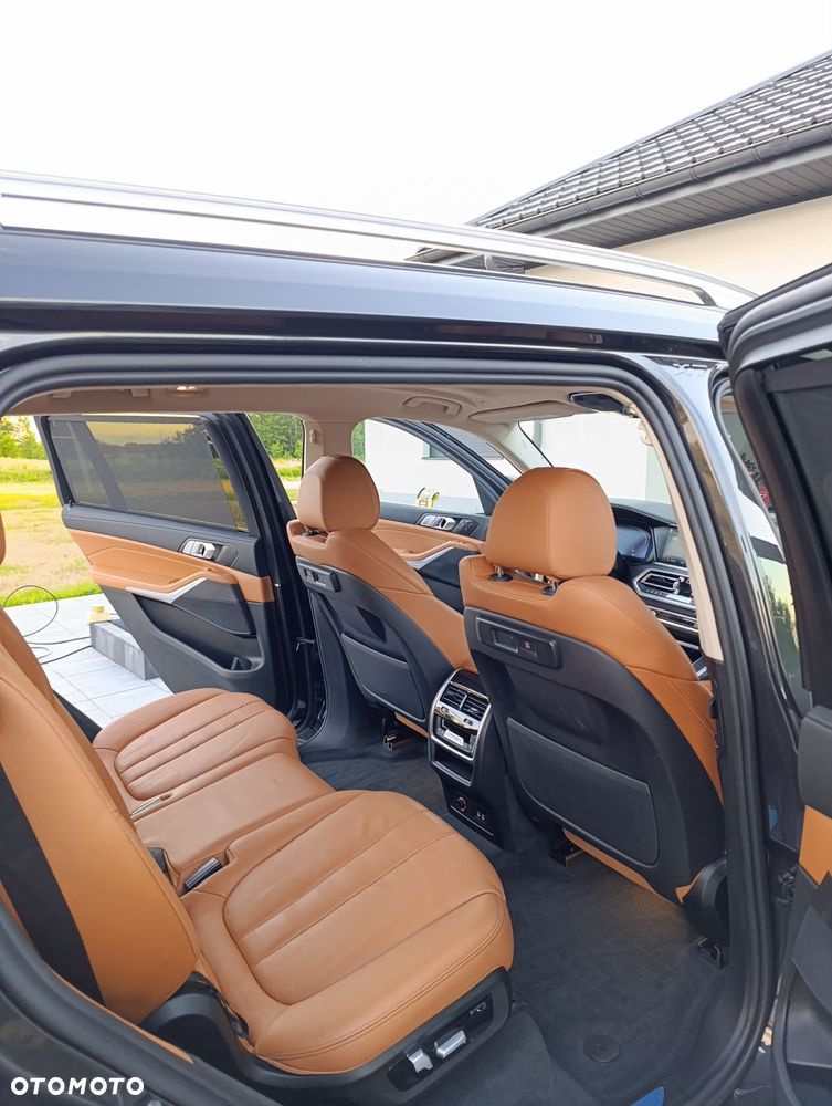 BMW X7 xDrive40i - 31