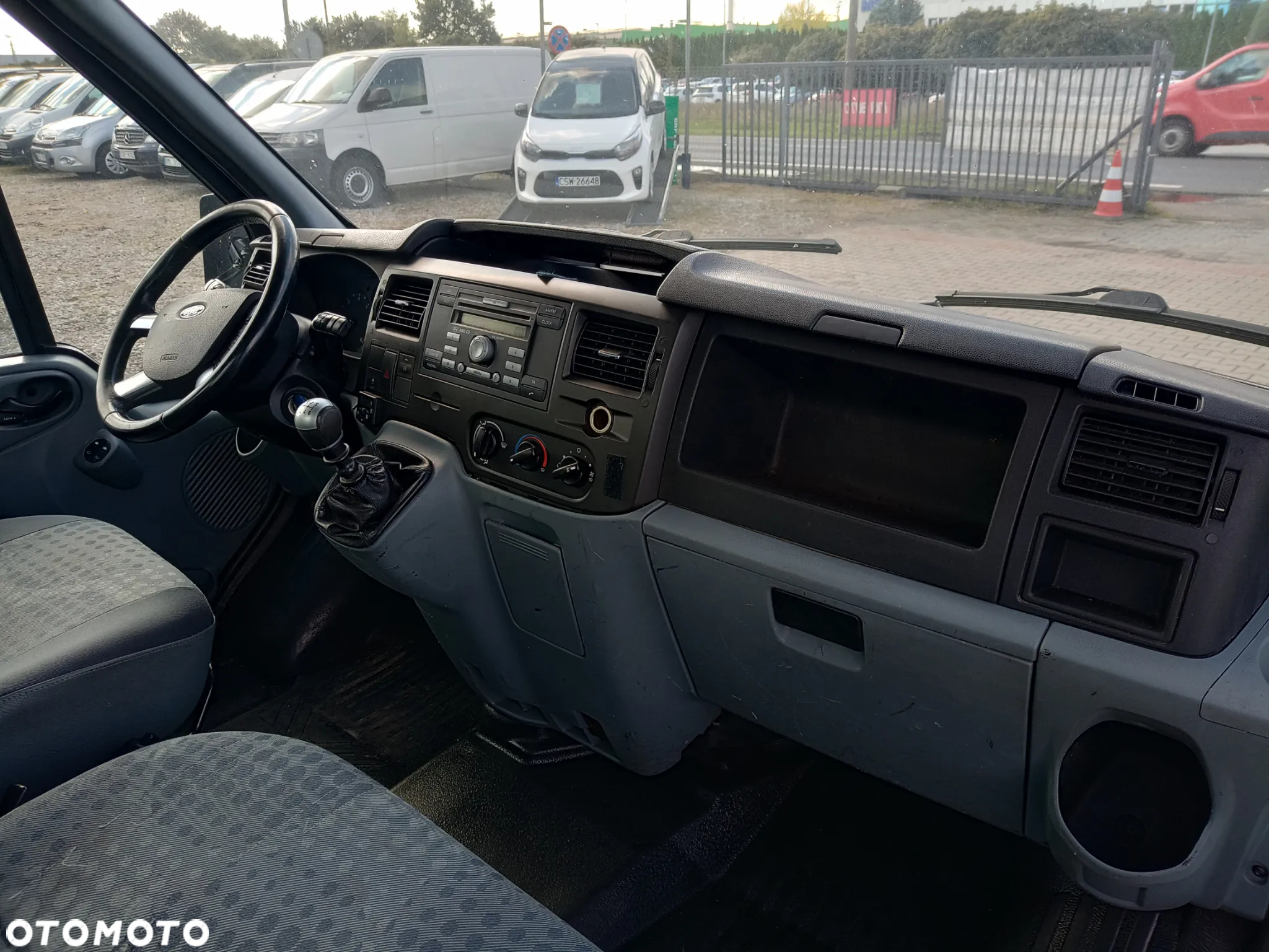 Ford Transit - 18