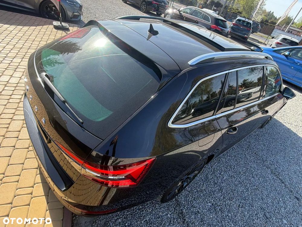 Skoda Superb 2.0 TDI L&K DSG - 9