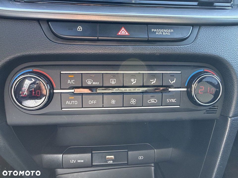 Kia XCeed - 20