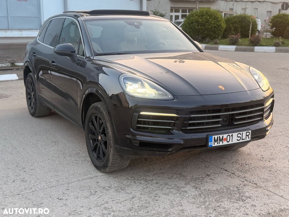Porsche Cayenne - 1