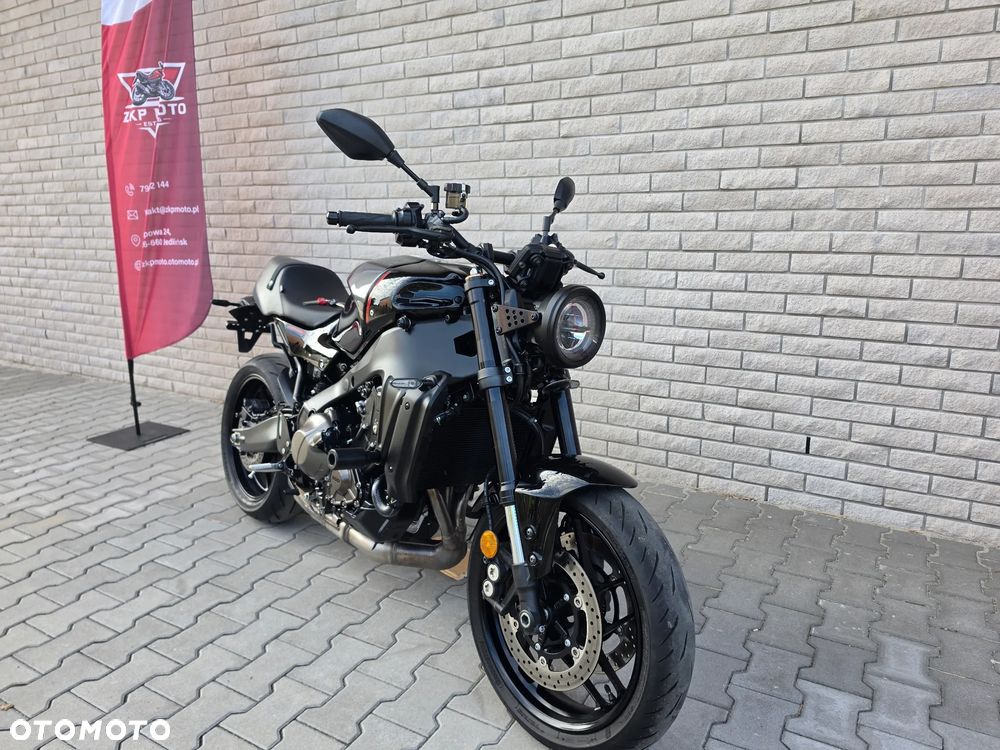 Yamaha XSR - 9