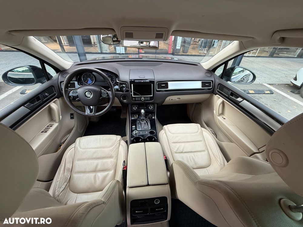 Volkswagen Touareg 3.0 V6 TDI BMT - 11