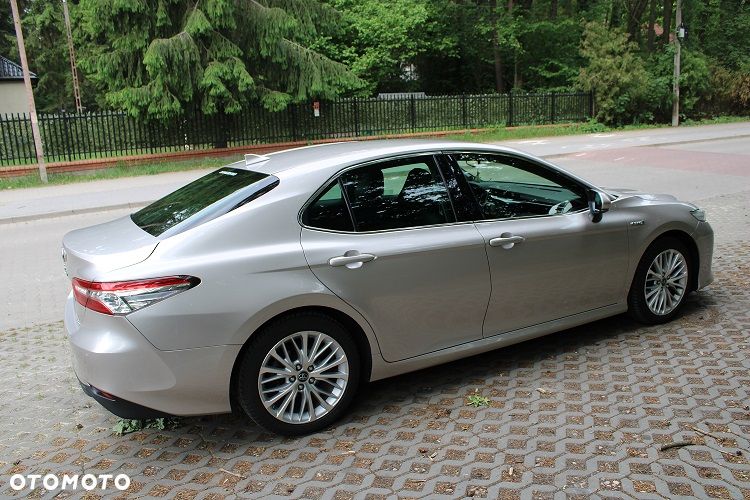 Toyota Camry 2.5 Hybrid Executive CVT - 3
