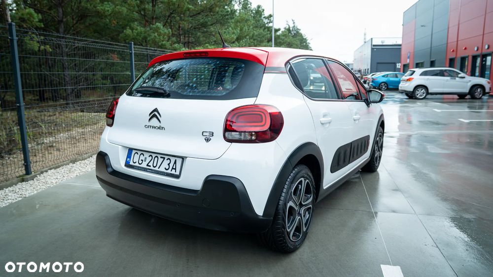 Citroën C3 1.2 PureTech Shine - 4