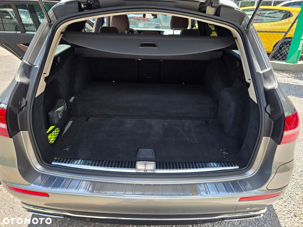 Mercedes-Benz Klasa E 350e 9G-TRONIC Exclusive - 29