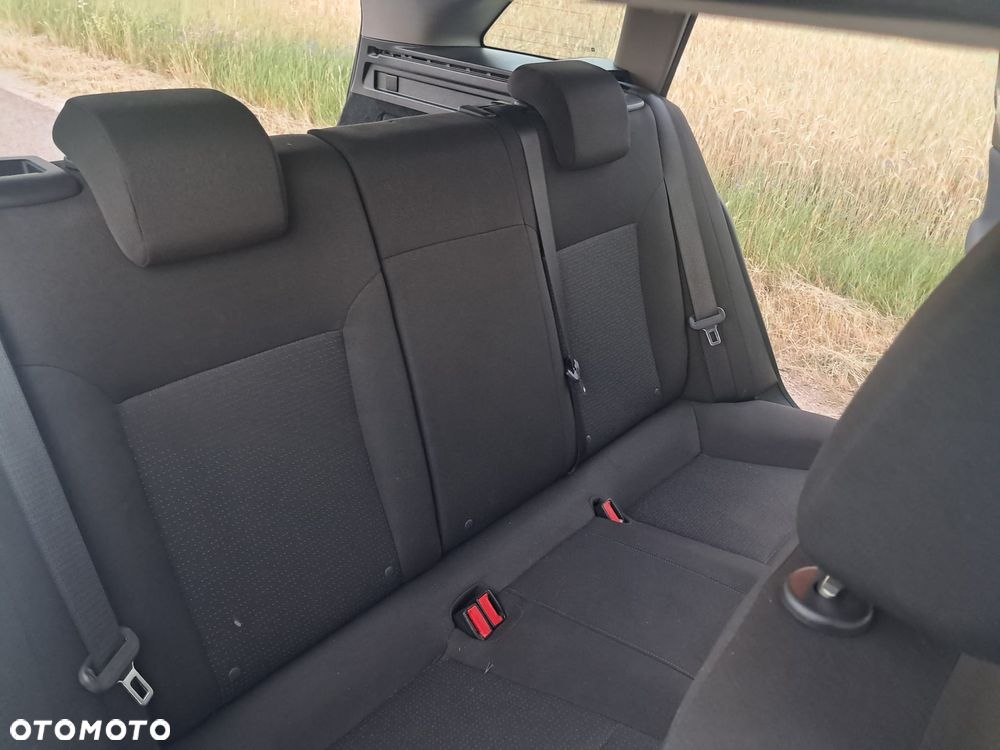 Opel Insignia - 12