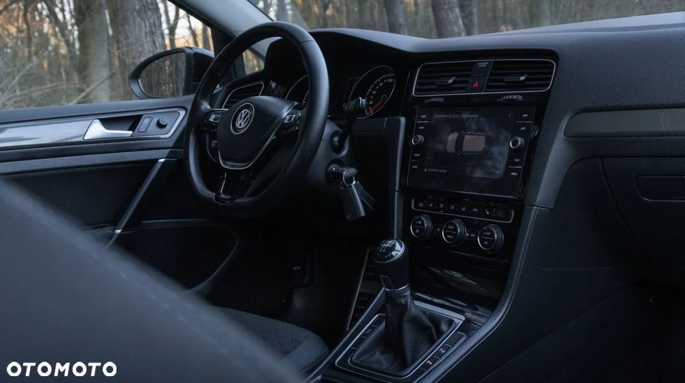 Volkswagen Golf 1.6 TDI SCR Join - 15