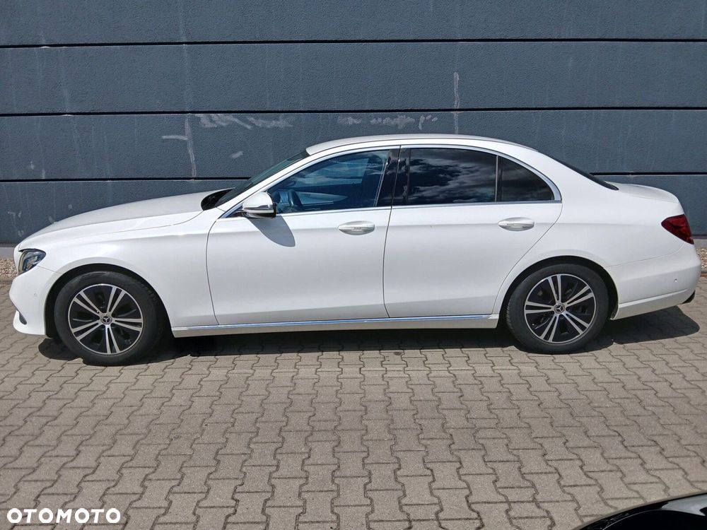 Mercedes-Benz Klasa E 220 d Avantgarde - 5
