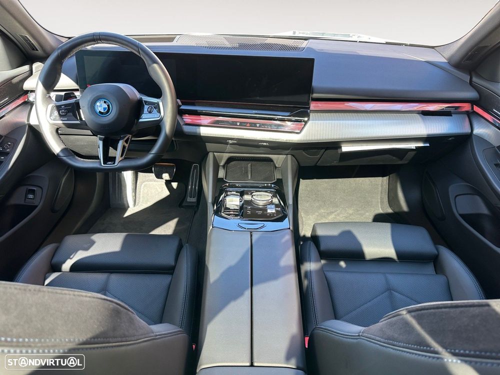 BMW i5 eDrive40 Pack Desportivo M - 10