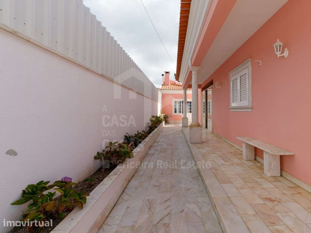 Vende Moradia T6 - Ericeira 2 km, A Casa das Casas - Grande imagem: 3/33