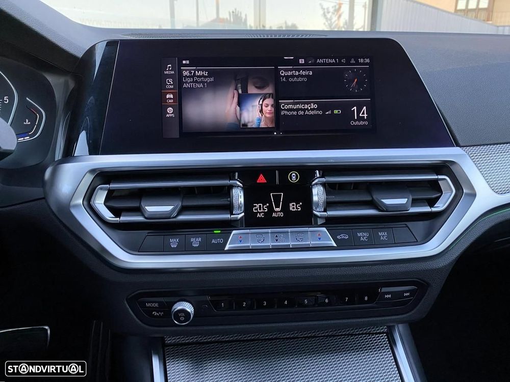 BMW 320 d Pack Desportivo M Auto - 17