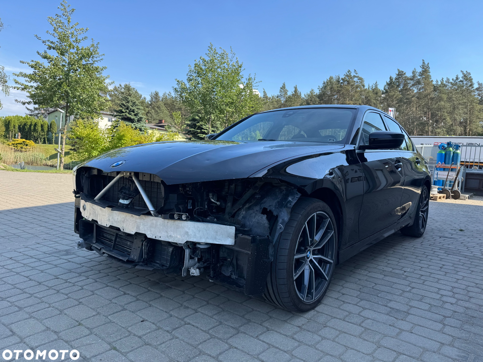 BMW Seria 3 330i - 12