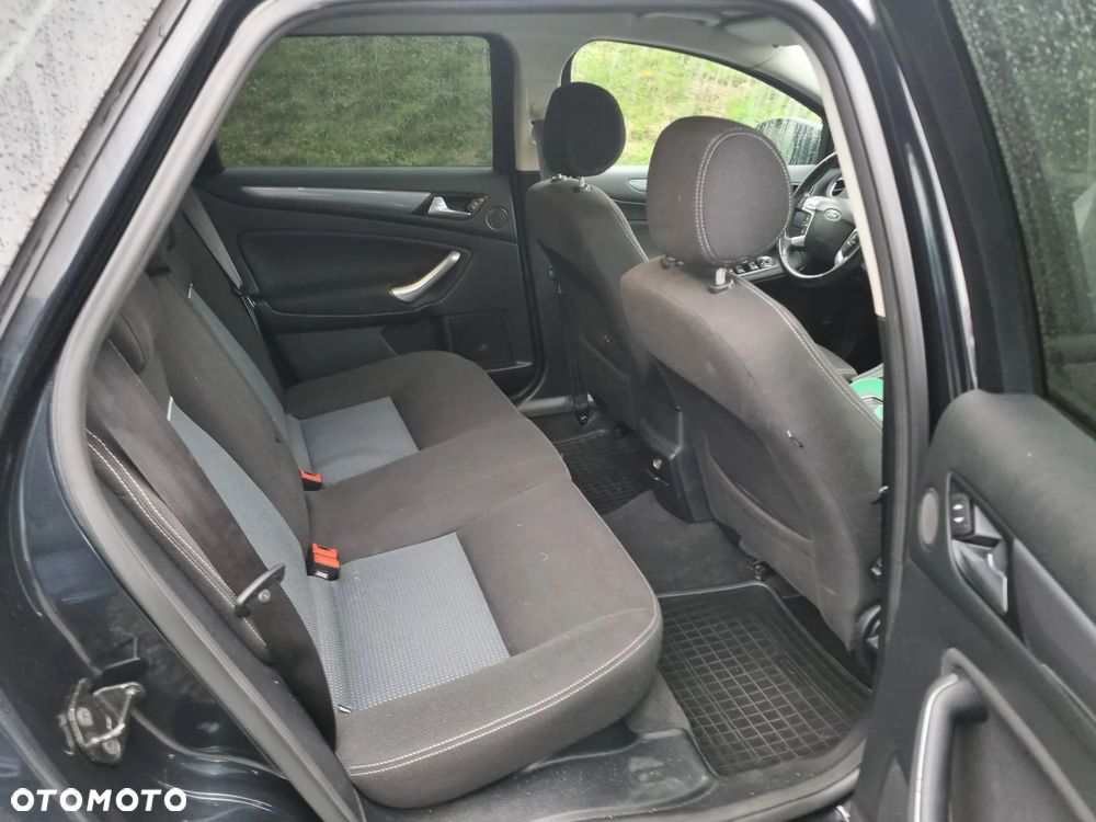 Ford Mondeo Turnier 2.0 TDCi Black Magic - 15