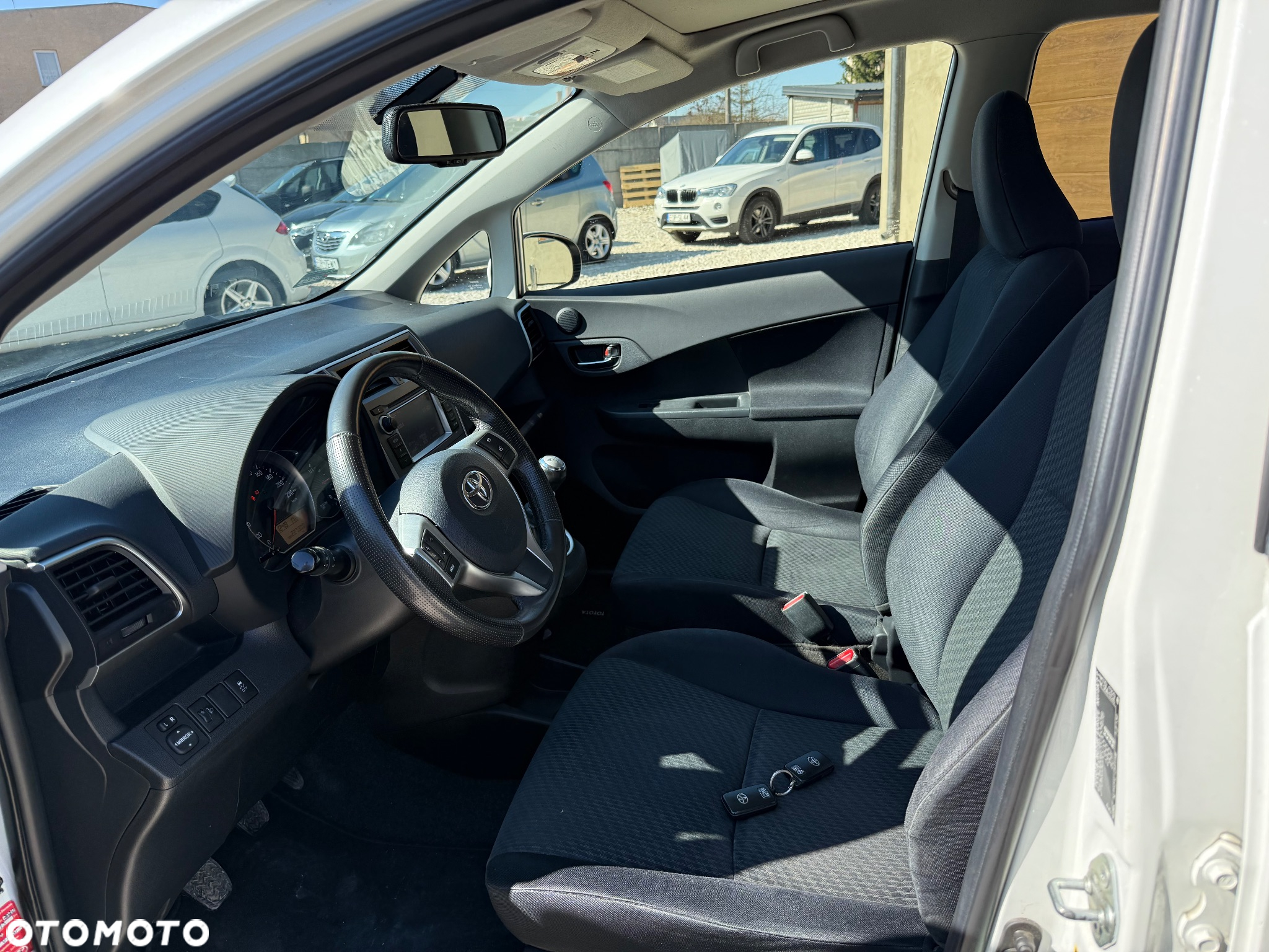 Toyota Verso S 1.4 D-4D Premium - 9