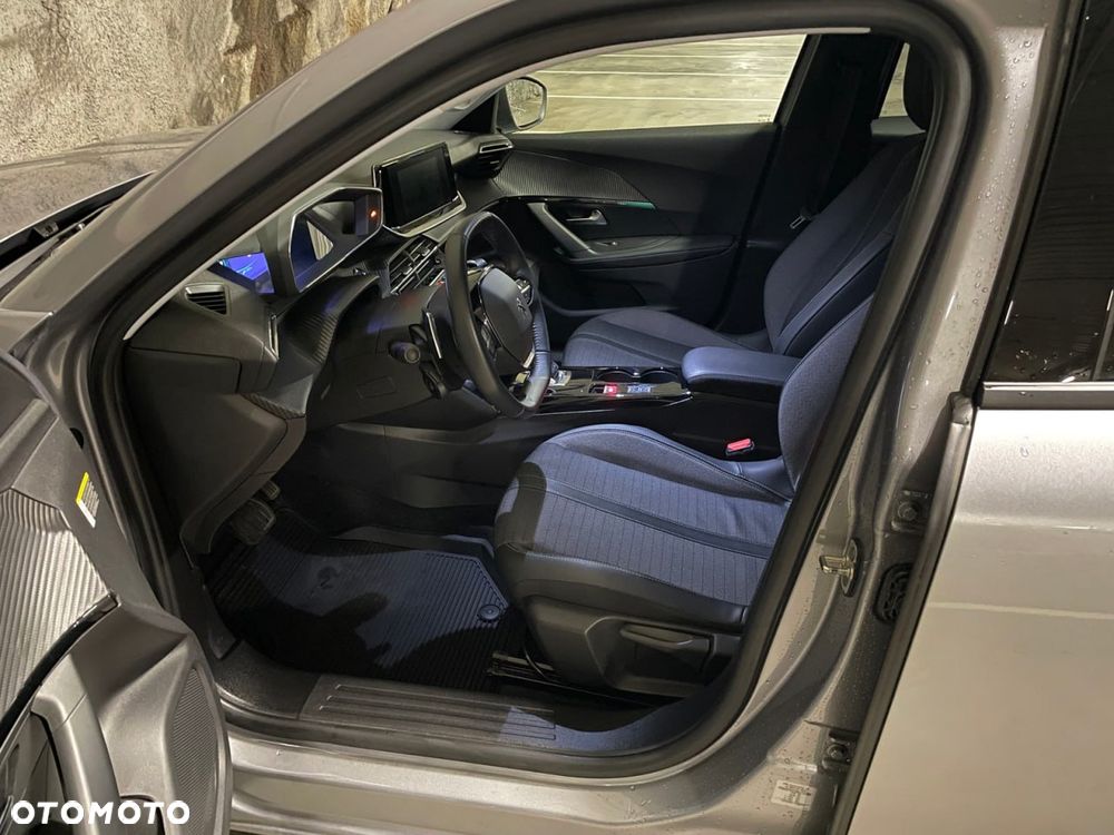 Peugeot 2008 1.5 BlueHDi Allure S&S EAT8 - 9