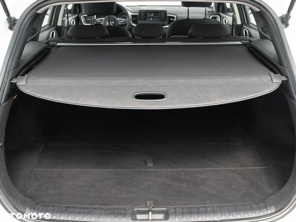 Kia Ceed - 23