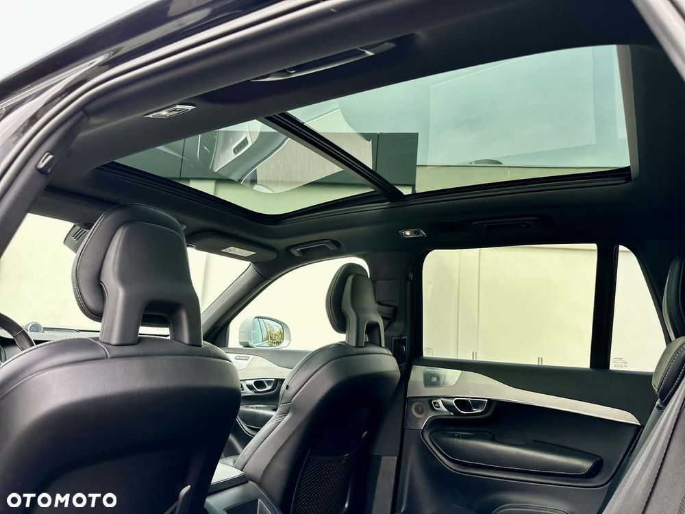 Volvo XC 90 D5 AWD Geartronic RDesign - 19