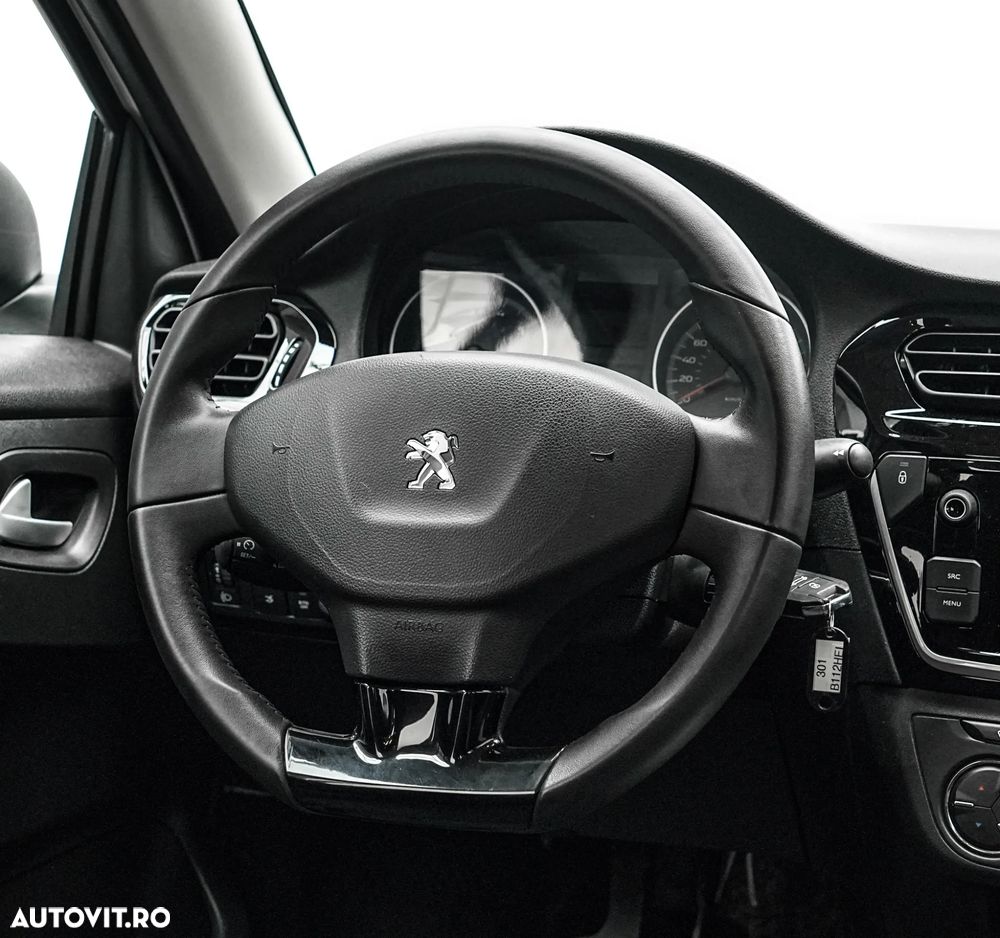 Peugeot 301 1.5 BlueHDI FAP Allure - 18