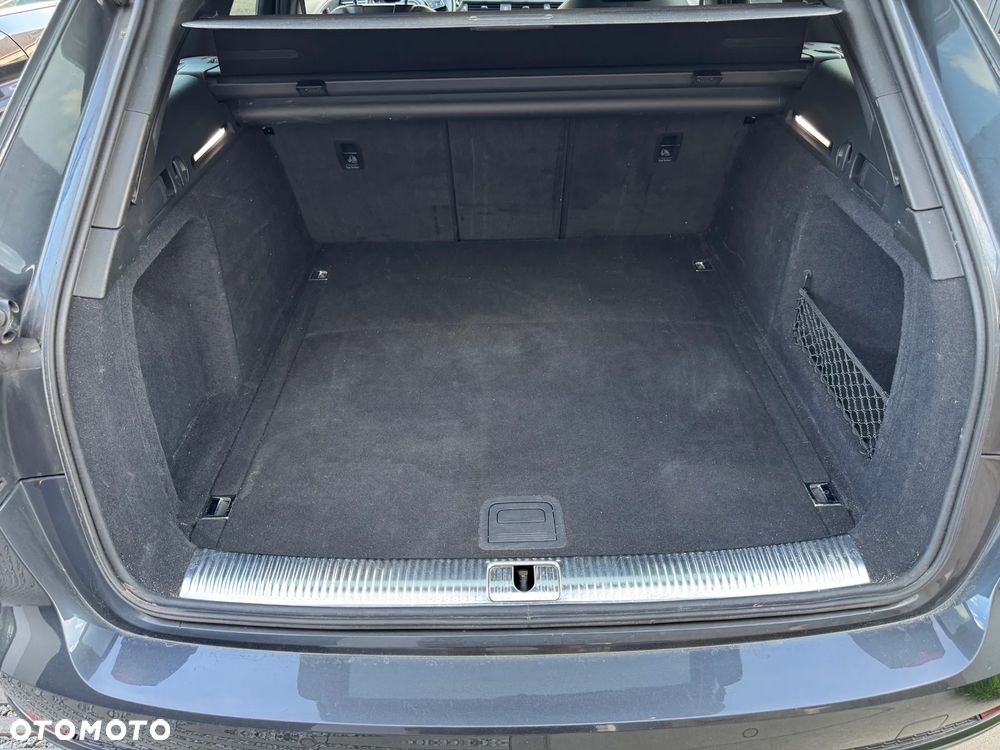 Audi A4 Avant 2.0 TDI DPF S line Sportpaket - 24