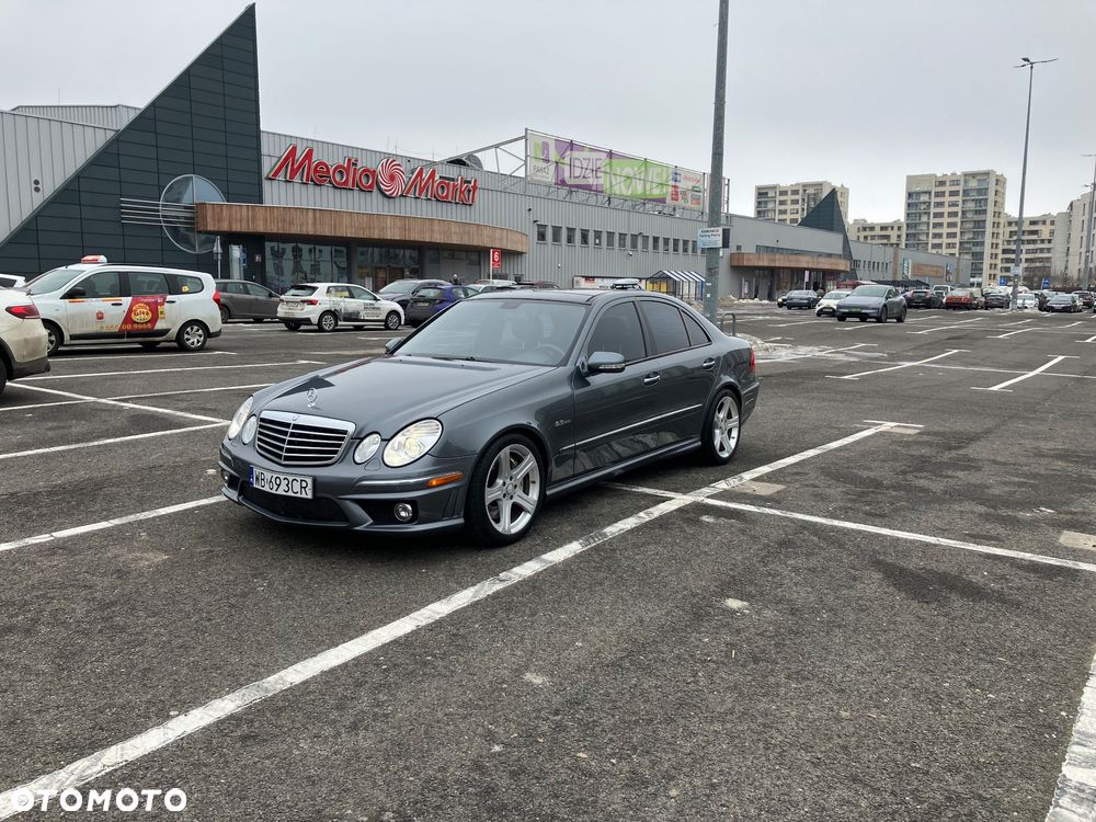 Mercedes-Benz Klasa E 63 AMG 7G-TRONIC - 9