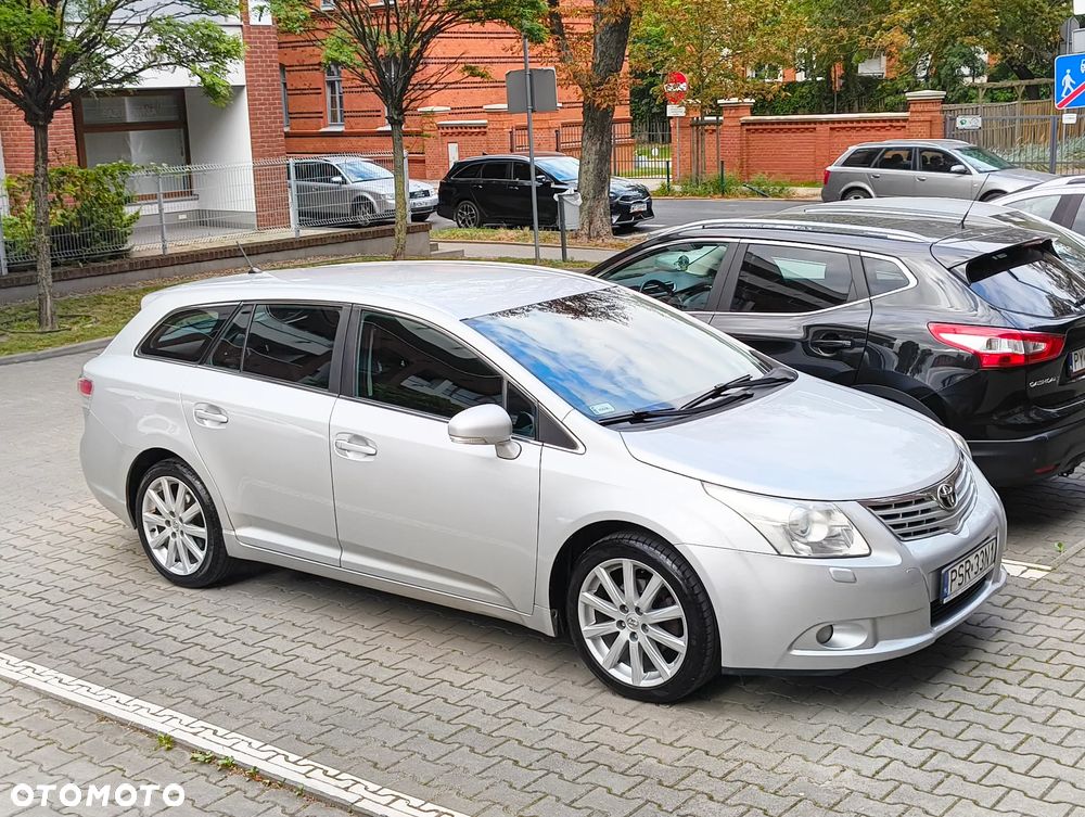 Toyota Avensis 1.8 Sol - 2