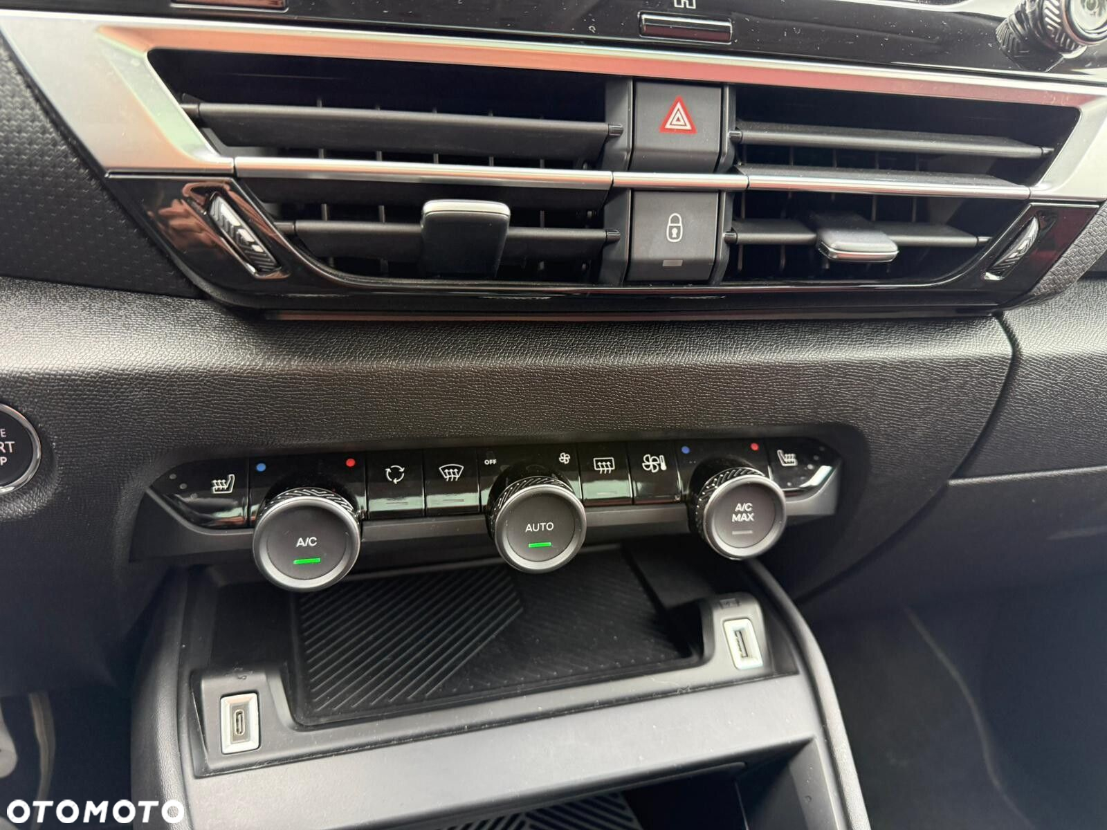 Citroën C4 1.2 PureTech Shine S&S EAT8 - 15