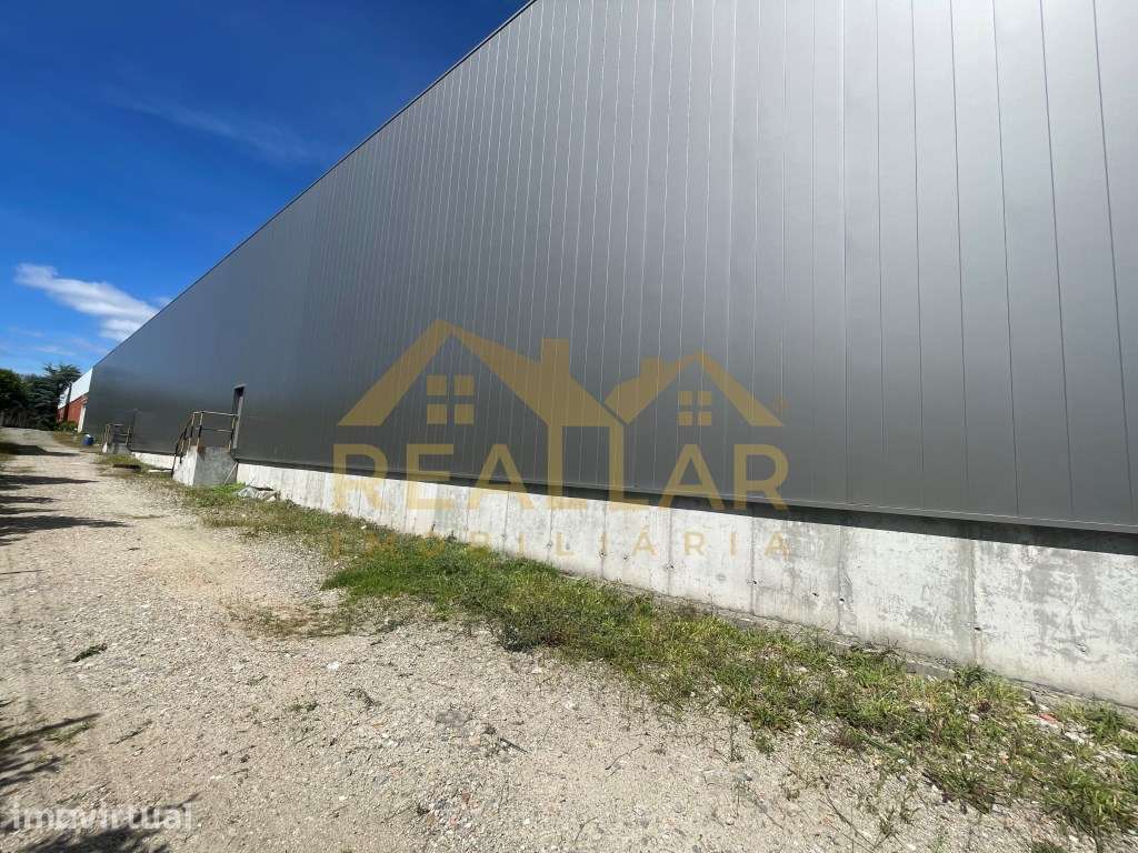 Armazém na Zona Industrial de Esposende - Grande imagem: 3/7