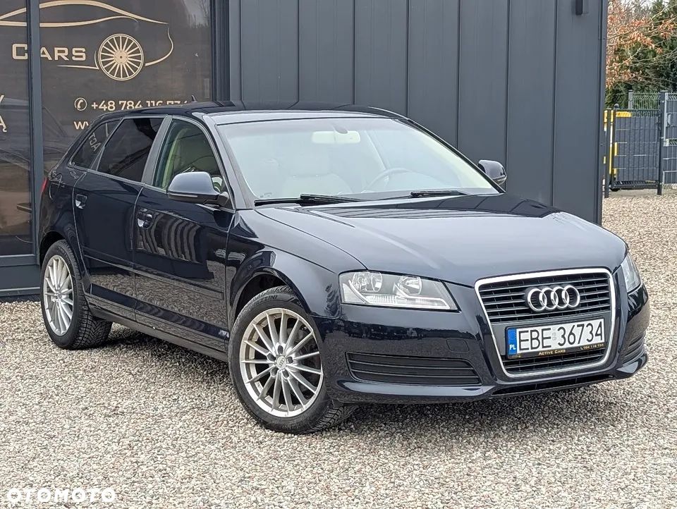 Audi A3 Sportback 2.0 TDI Ambiente - 8