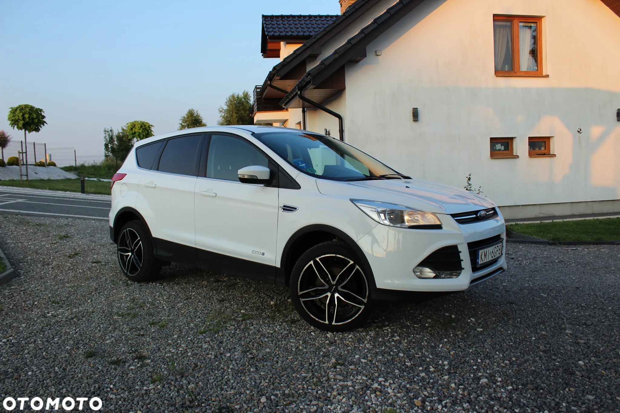 Ford Kuga - 2