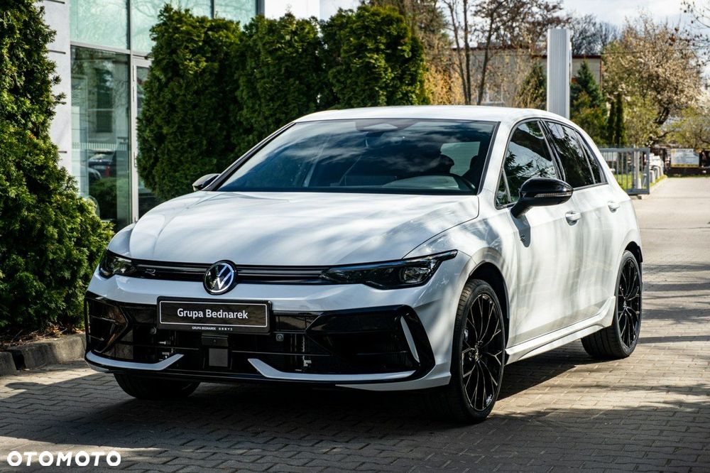 Volkswagen Golf - 12