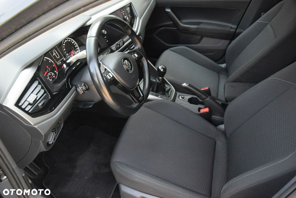 Volkswagen Polo 1.0 Comfortline - 21