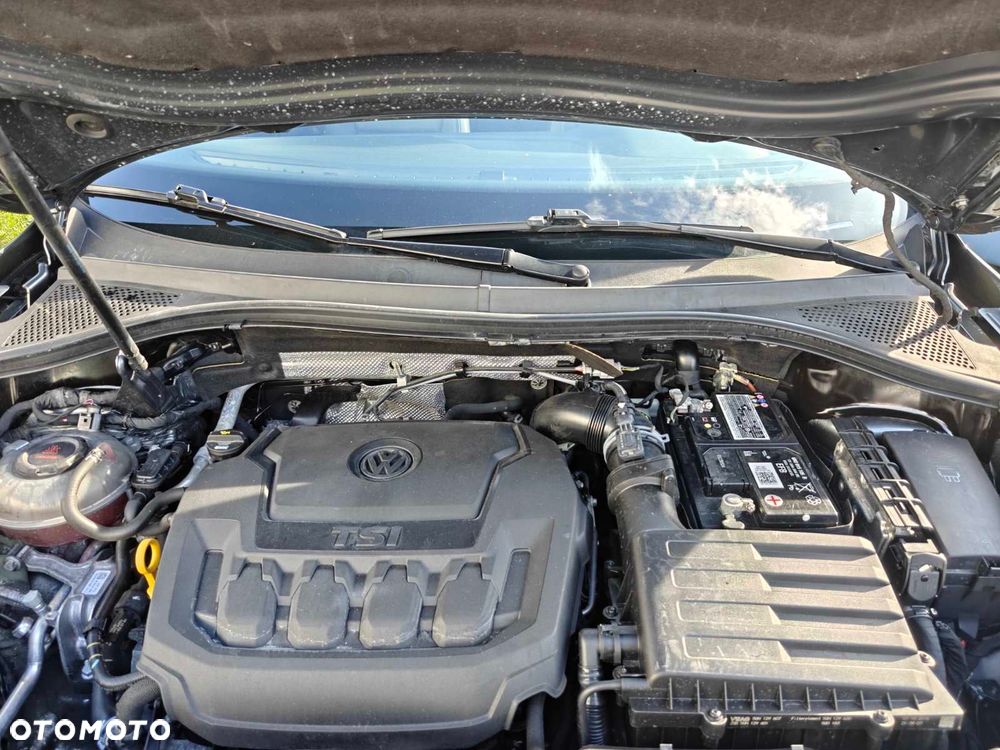 Volkswagen Tiguan - 19
