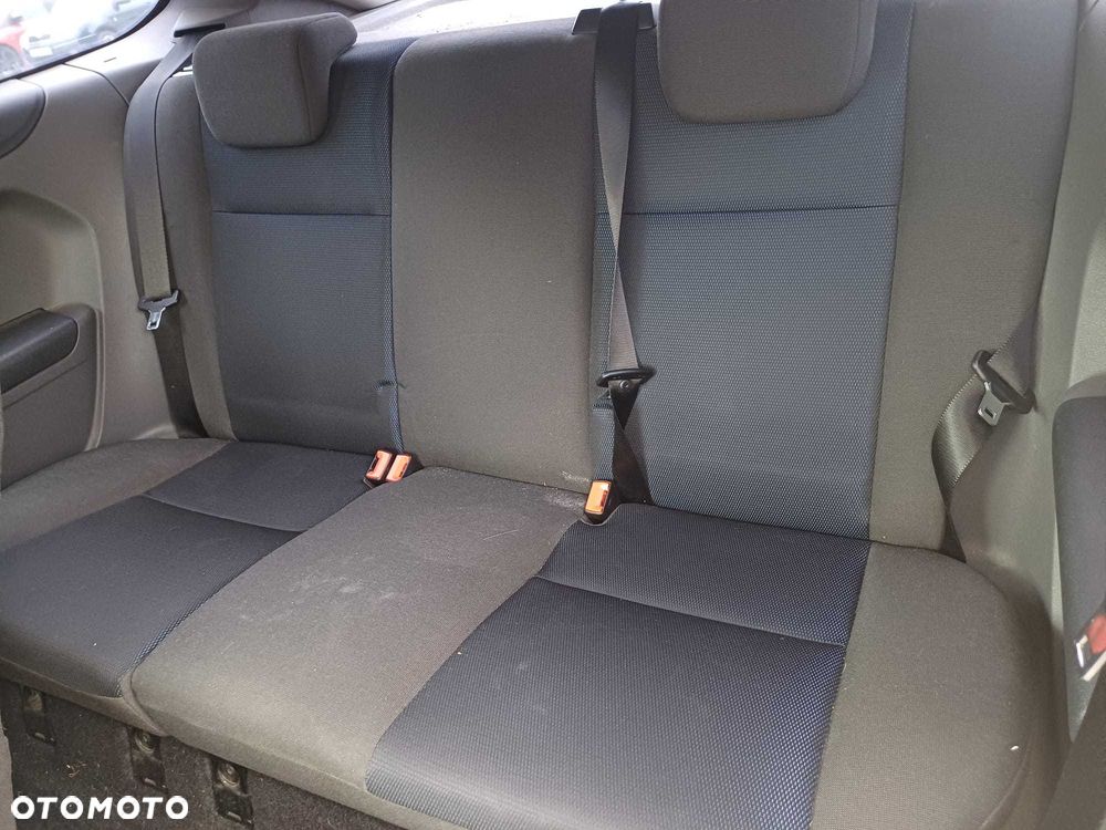 Ford Focus - 8