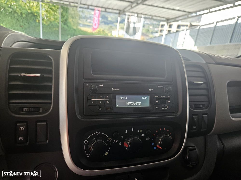 Renault TRAFIC LONGA IVA DEDUTÍVEL - 17