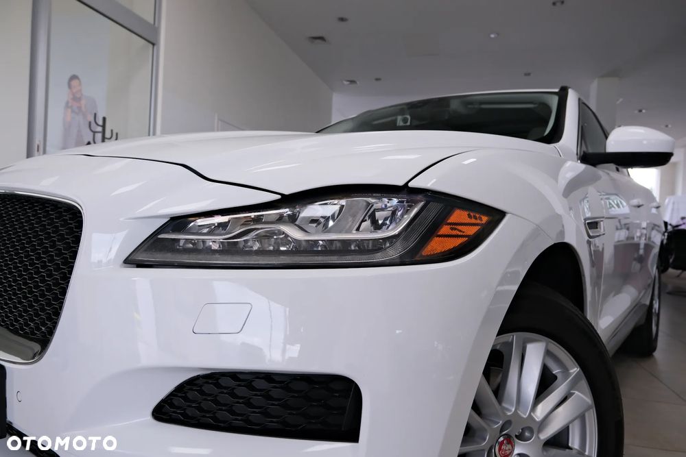 Jaguar F-Pace 2.0 i4D AWD Prestige - 23