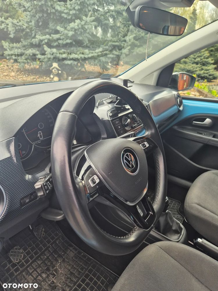 Volkswagen up! 1.0 Black Style - 10