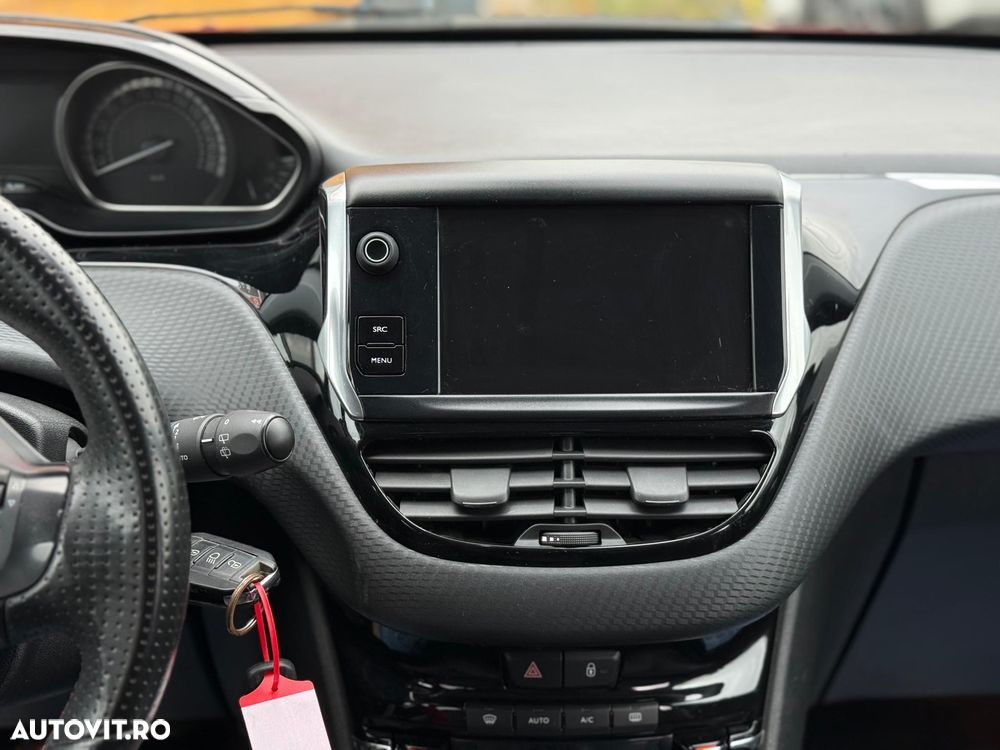 Peugeot 2008 BlueHDi FAP 120 STOP & START Crossway - 7