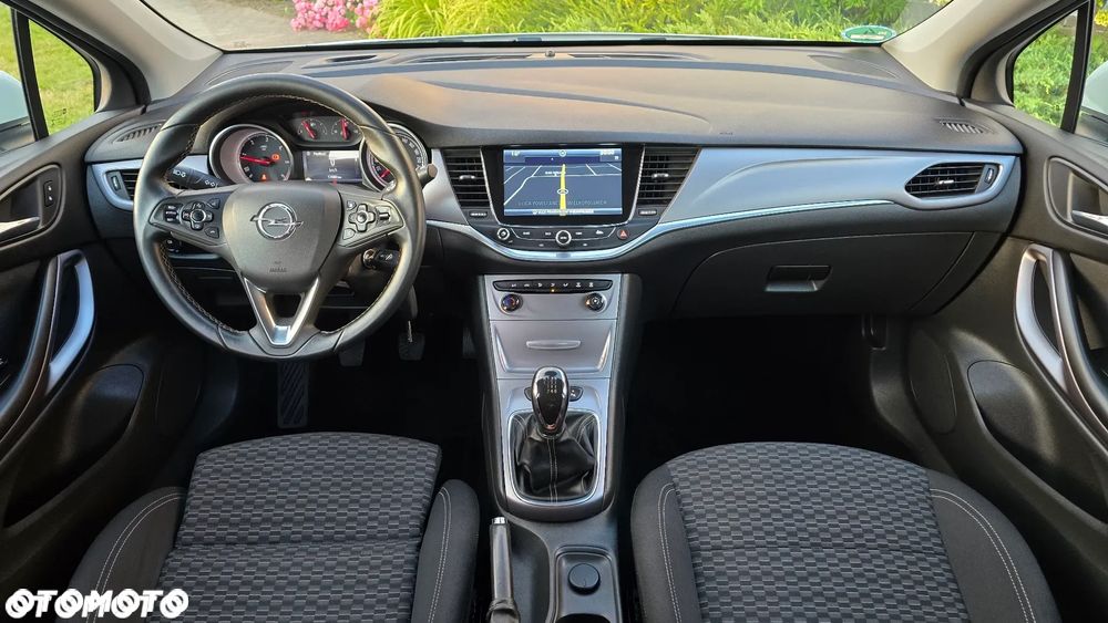 Opel Astra - 13