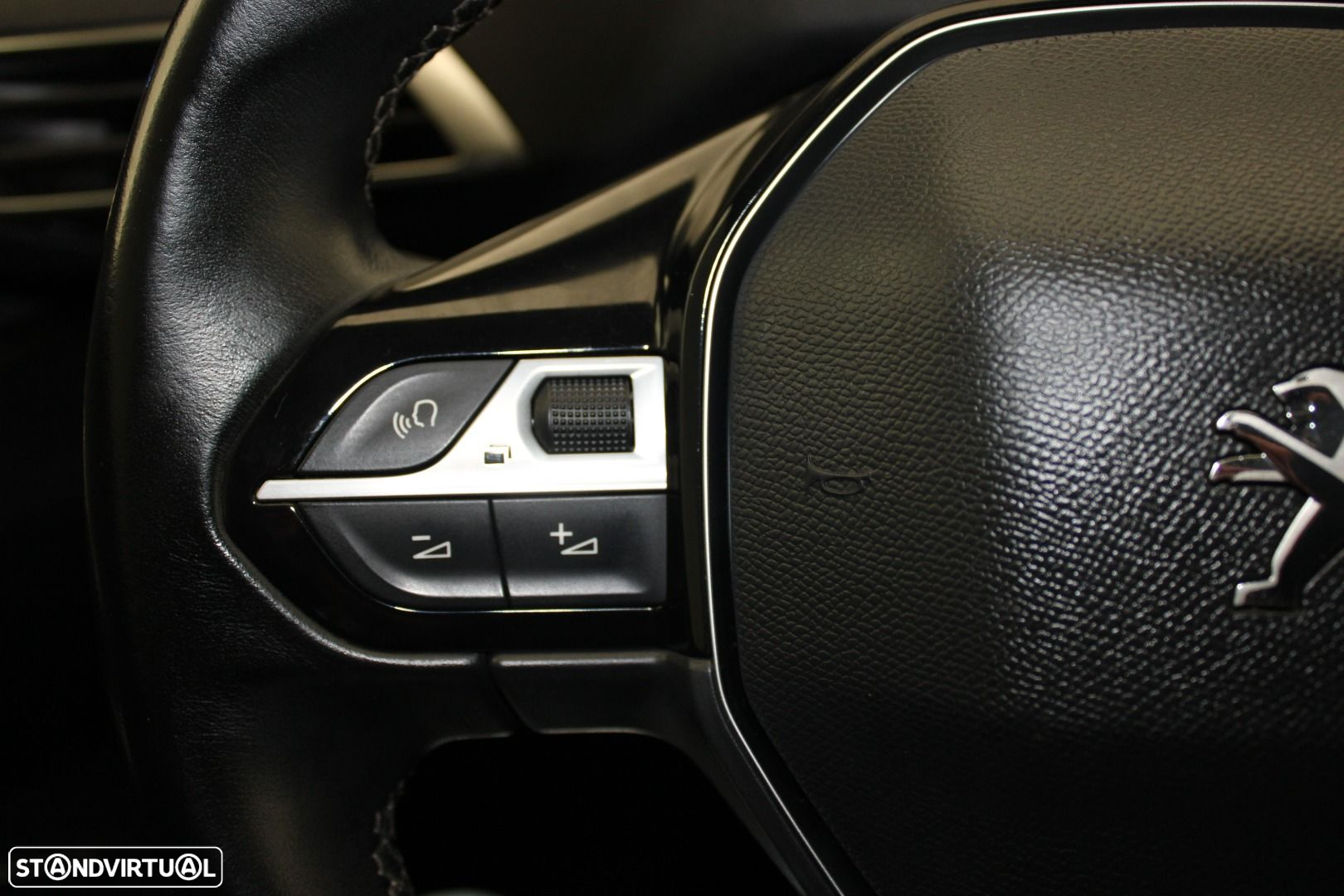 Peugeot 3008 1.5 BlueHDi Allure - 11