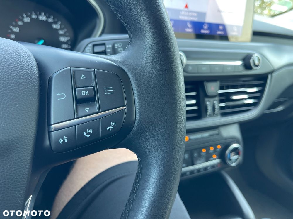 Ford Focus Turnier 1.0 EcoBoost Start-Stopp-System COOL&CONNECT DESIGN - 38