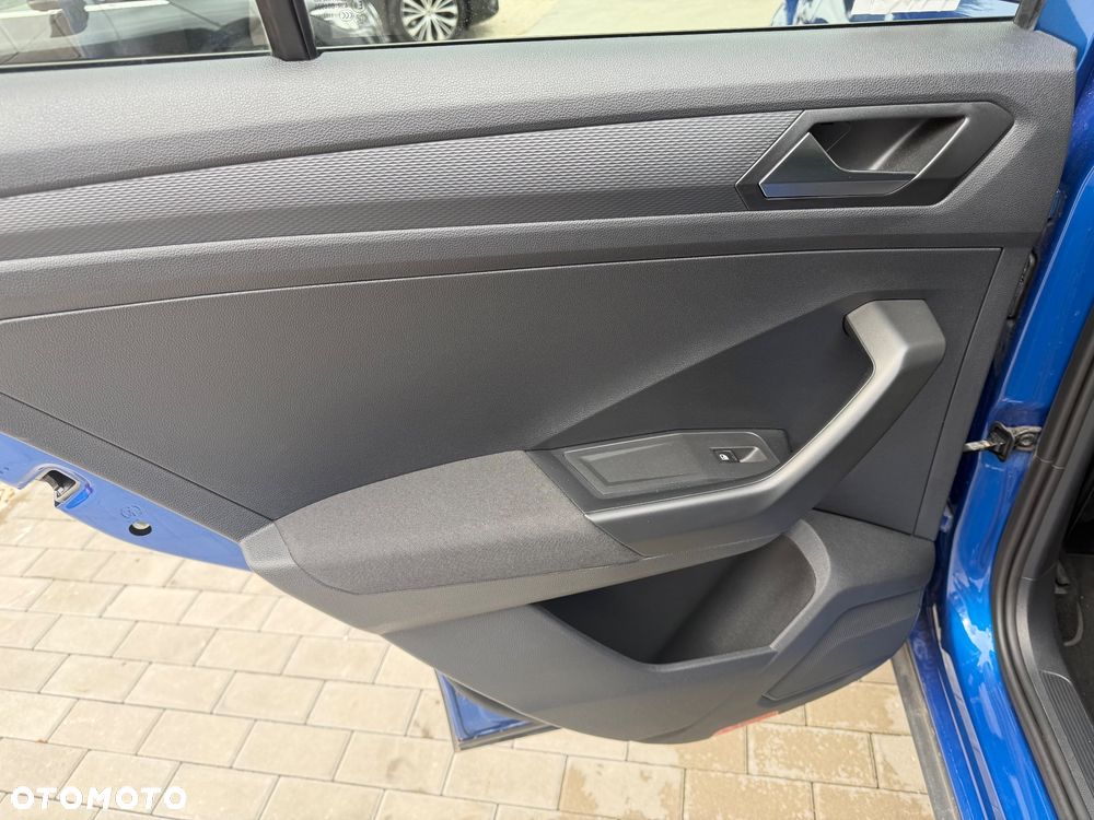 Volkswagen T-Roc 1.5 TSI Life - 23