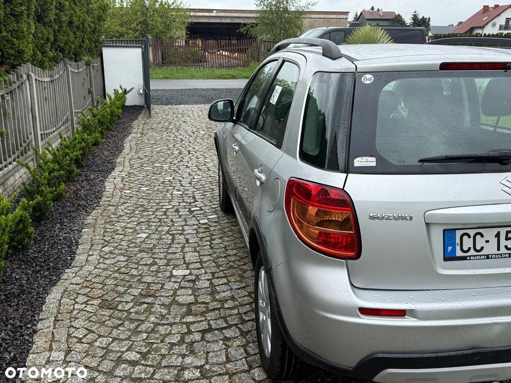 Suzuki SX4 2.0 DDiS 4x4 Comfort - 8