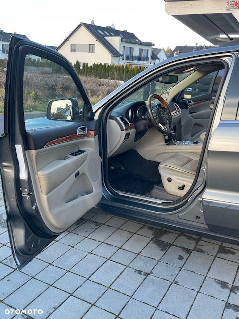 Jeep Grand Cherokee 5.7 V8 Overland - 12