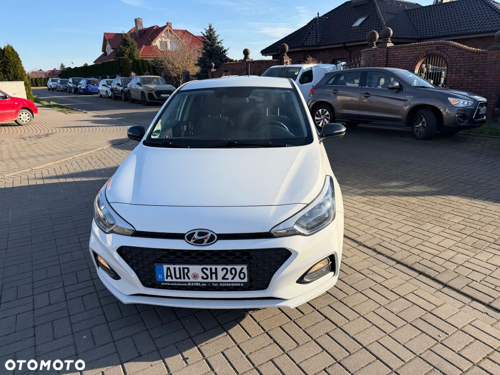 Hyundai i20 - 3