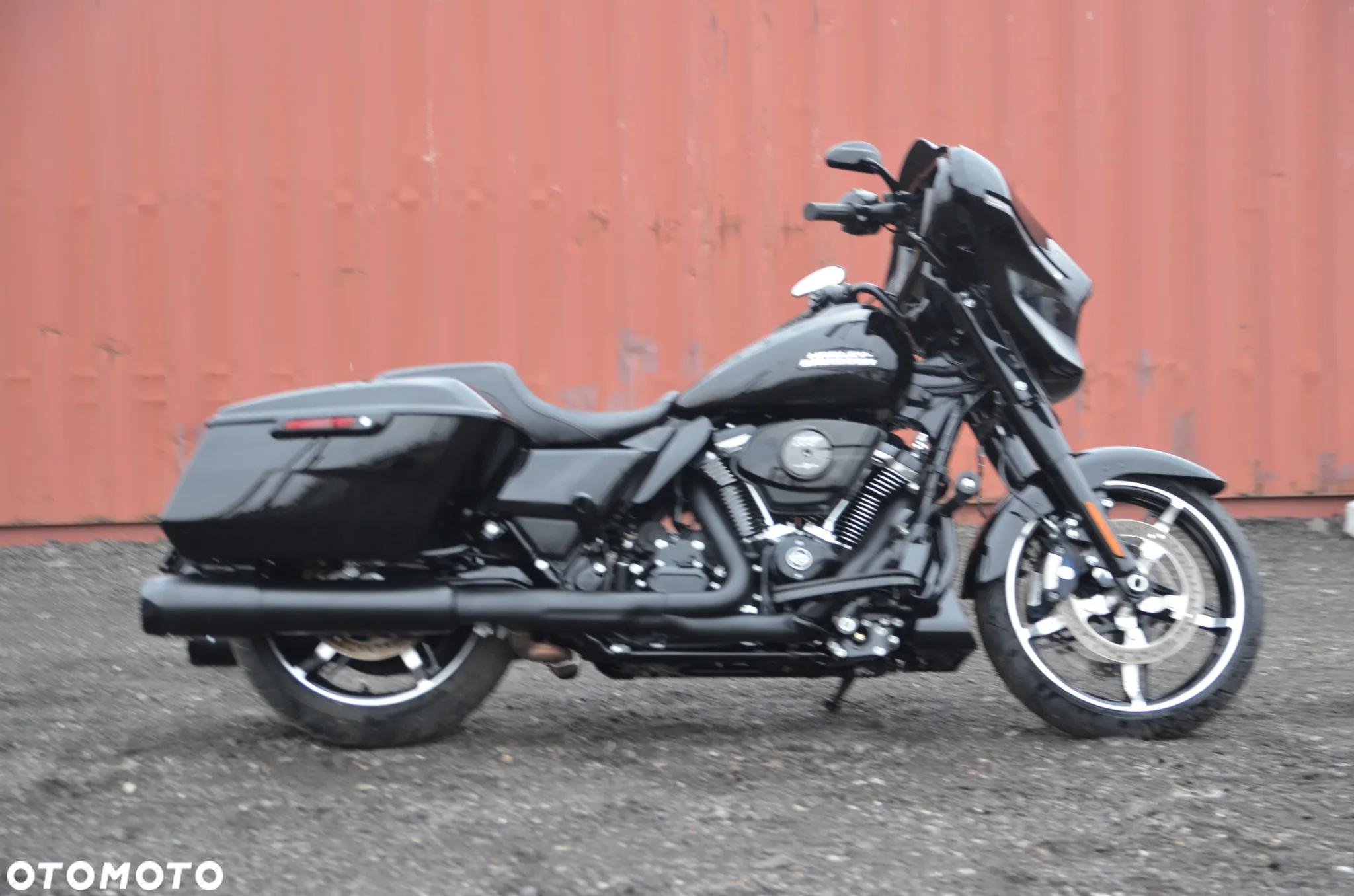 Harley-Davidson Street Glide Trike - 22