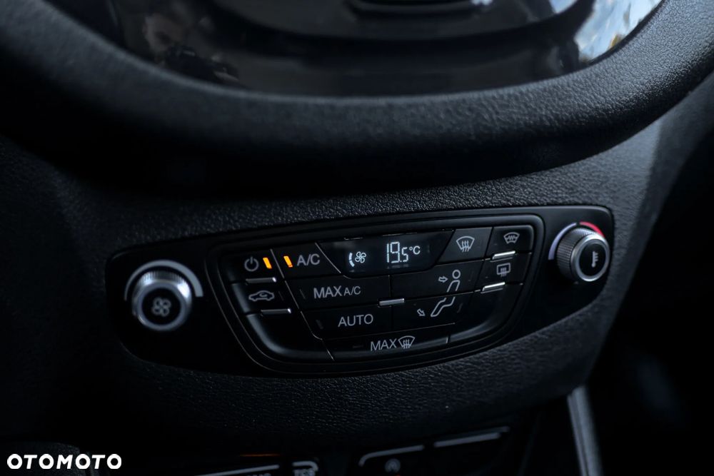 Ford Transit Courier Trend - 15