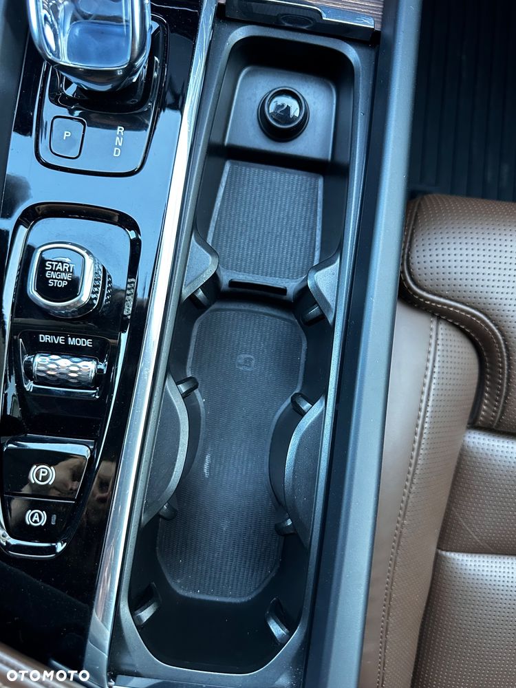 Volvo XC 60 - 26